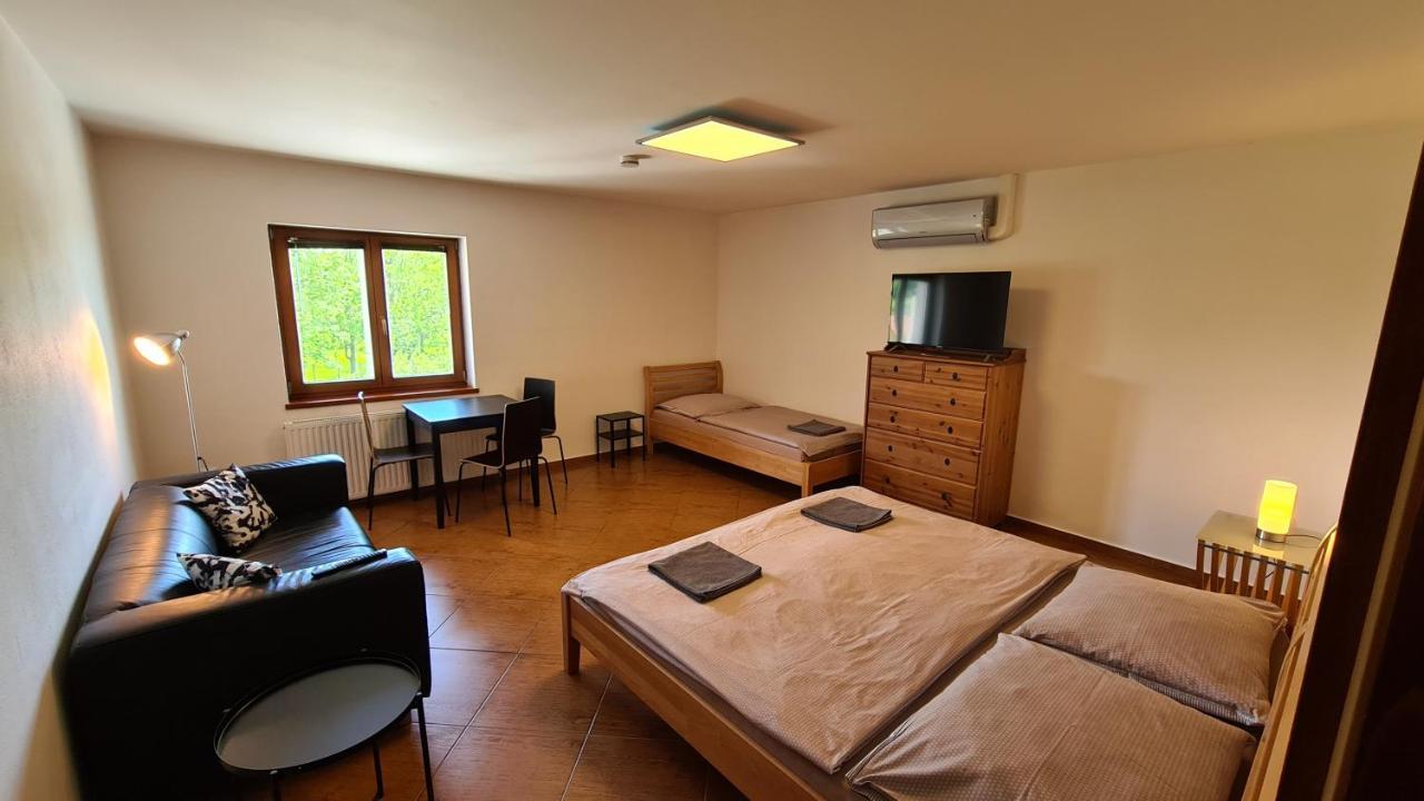 Apartmany Turold Mikulov Exteriör bild