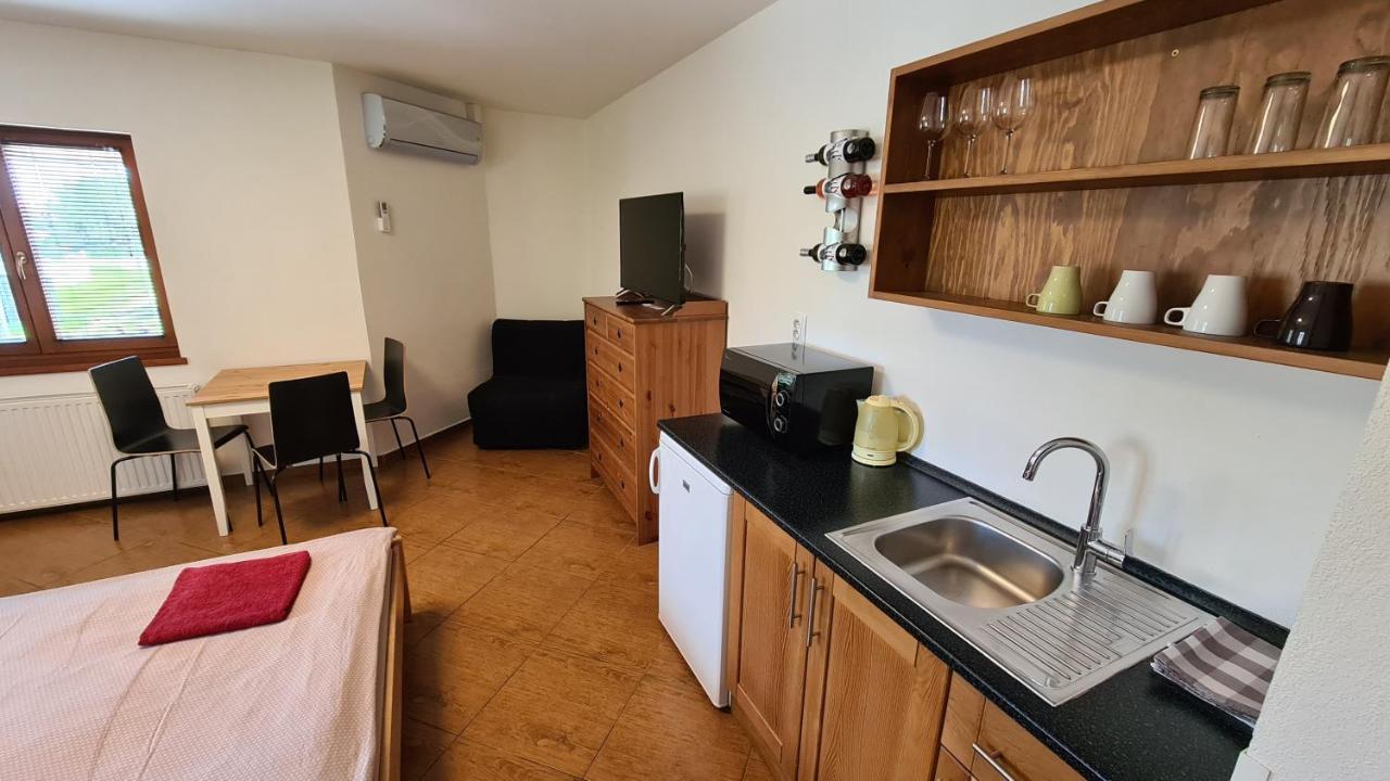 Apartmany Turold Mikulov Exteriör bild