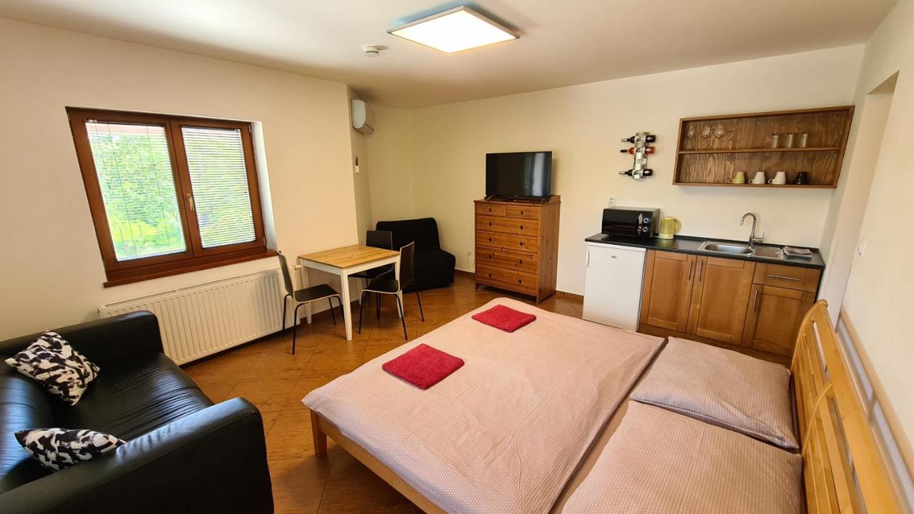Apartmany Turold Mikulov Exteriör bild