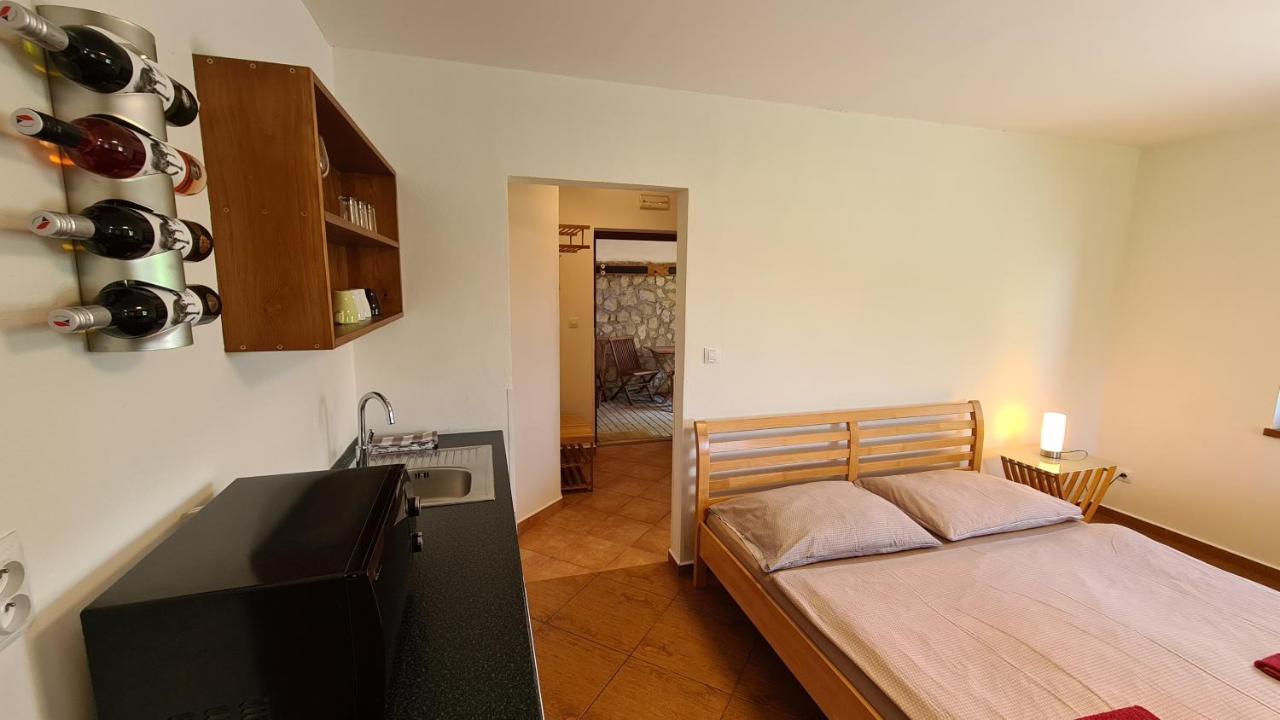 Apartmany Turold Mikulov Exteriör bild