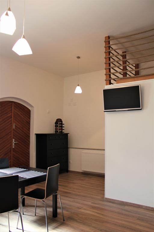 Apartmany Turold Mikulov Exteriör bild