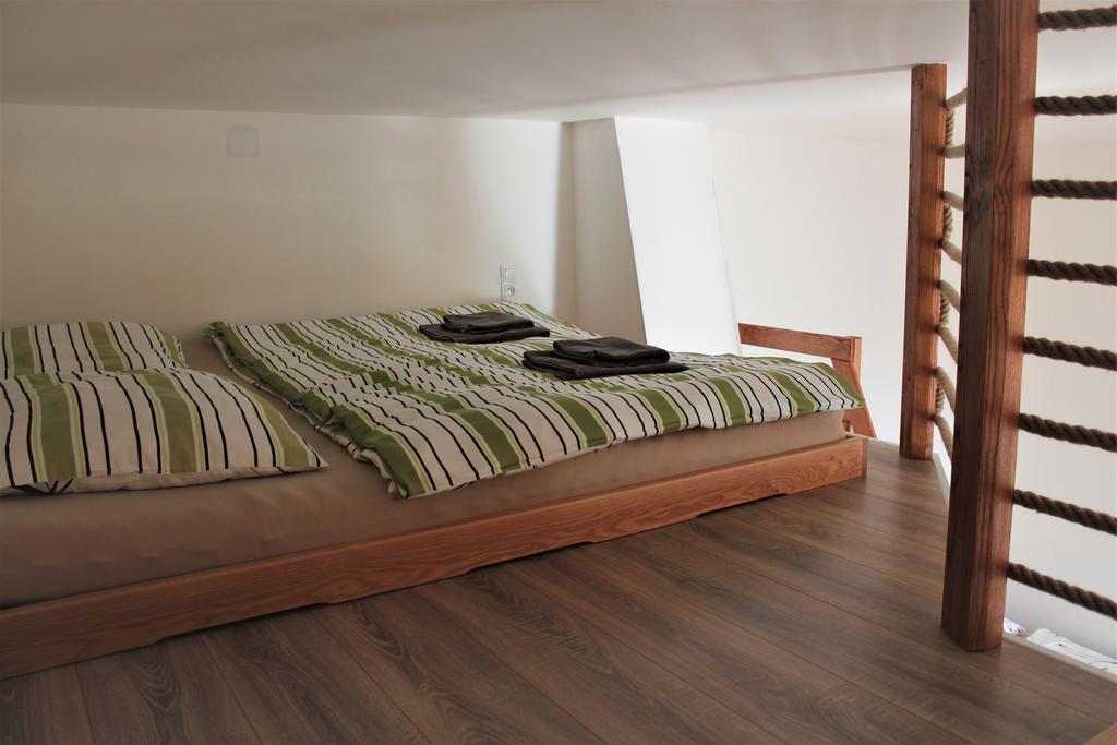 Apartmany Turold Mikulov Exteriör bild