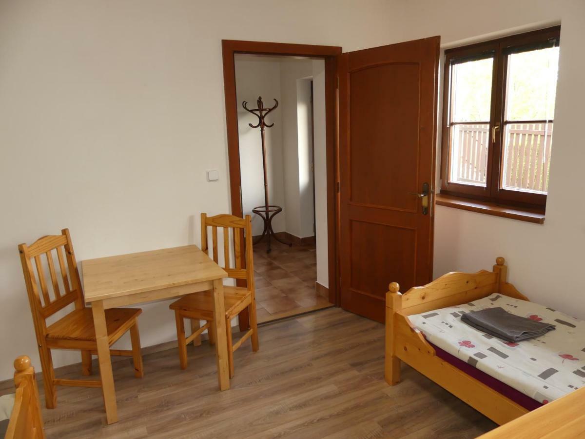 Apartmany Turold Mikulov Exteriör bild